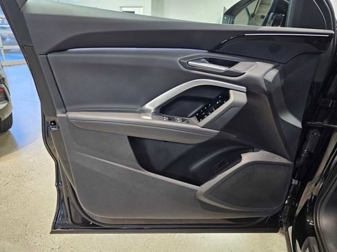 New 2025 Audi Q5 Premium image 24