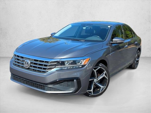 Used 2020 Volkswagen Passat 2.0T R-Line FWD image 1