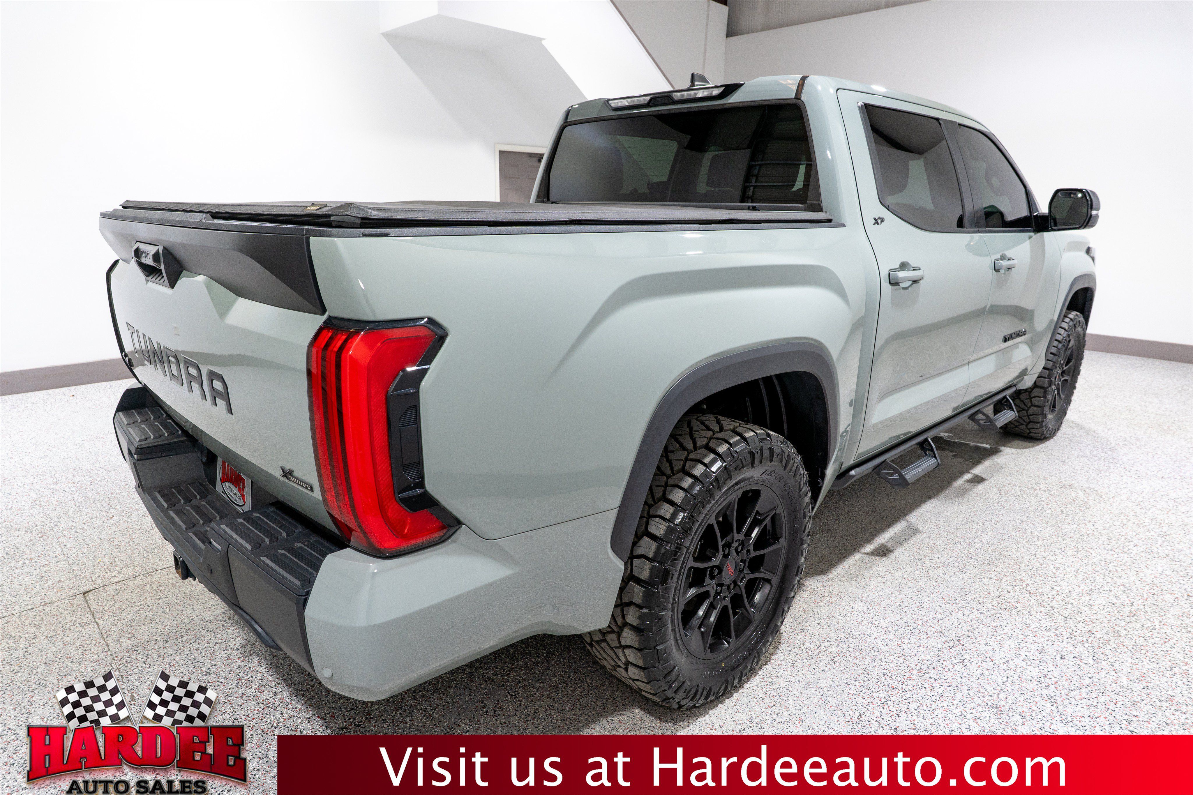 Used 2024 Toyota Tundra SR5 w/ SR5 Premium Package AWD/4WD image 5