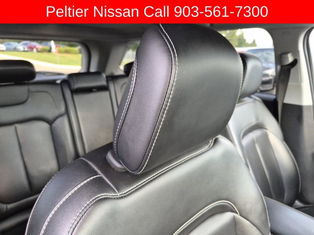 Used 2023 Jeep Grand Cherokee Limited RWD image 14