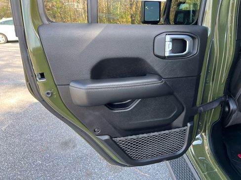 Used 2021 Jeep Wrangler Unlimited Sahara w/ Uconnect 4C Nav & Sound Group image 29