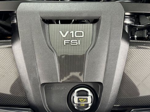 Used 2021 Audi R8 V10 RWD image 35