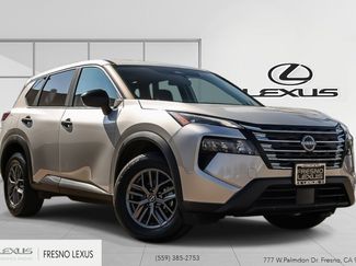 Used 2024 Nissan Rogue S image 1
