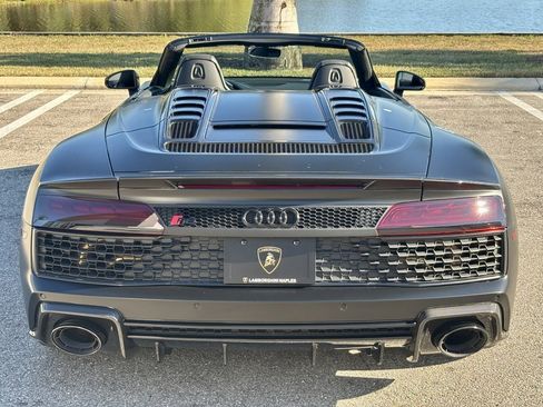 Used 2021 Audi R8 V10 performance image 8