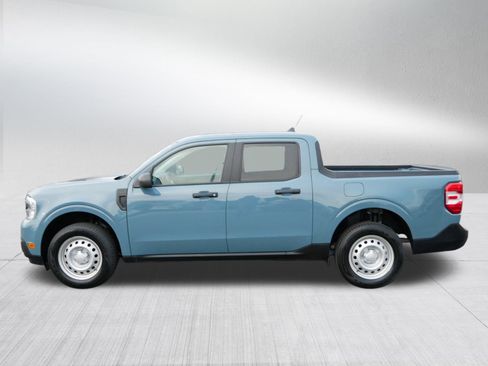 Used 2022 Ford Maverick XL image 4