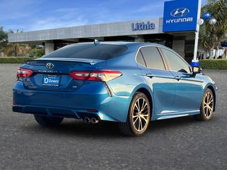 Used 2019 Toyota Camry SE video 2