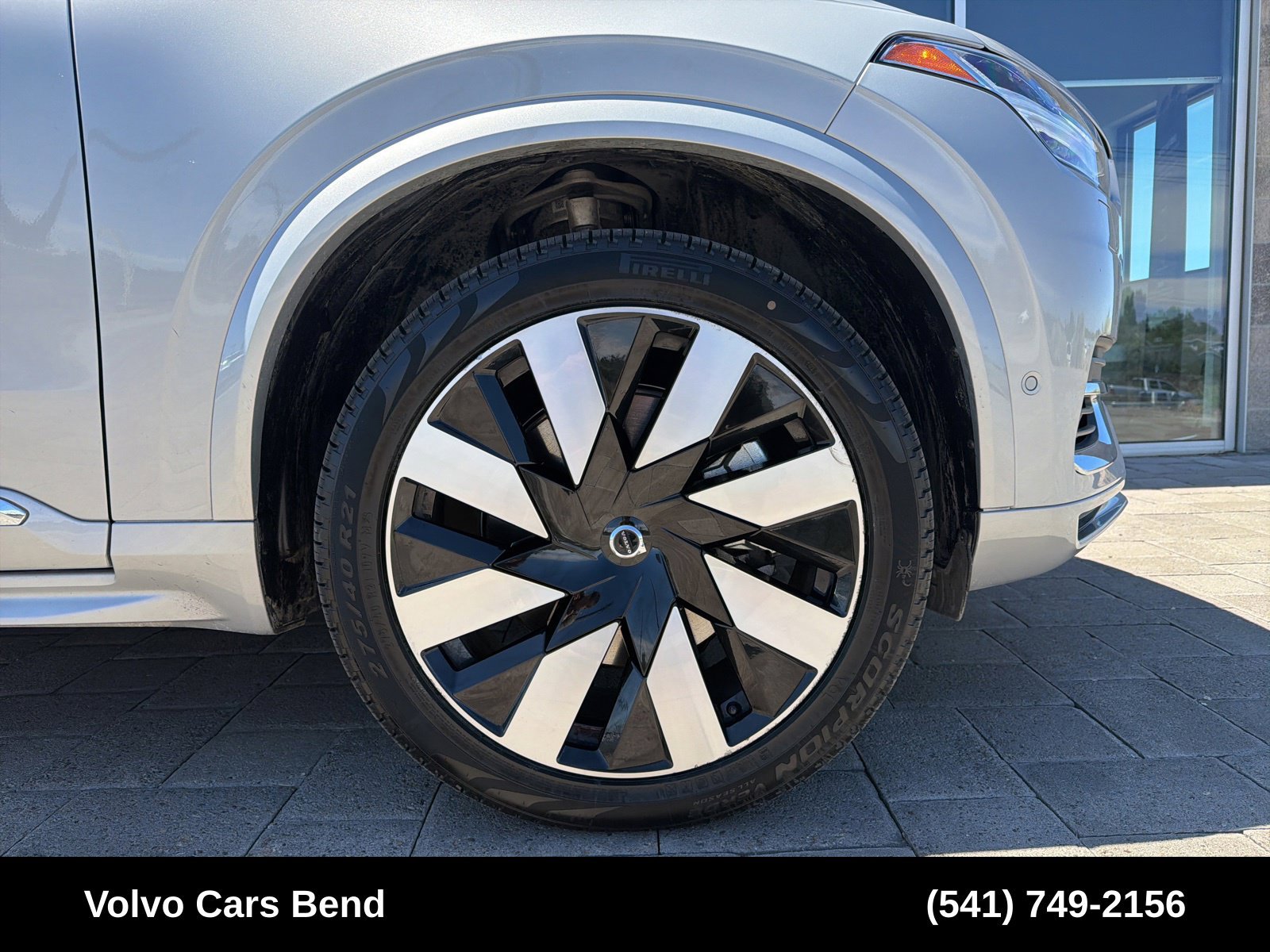Used 2023 Volvo XC90 T8 Ultimate AWD/4WD image 8