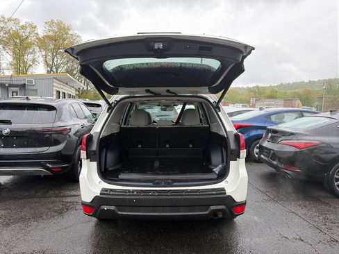 Used 2024 Subaru Forester Premium AWD/4WD image 10