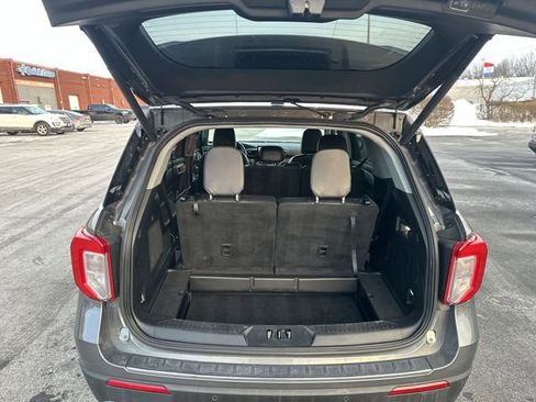 Used 2023 Ford Explorer Limited image 22