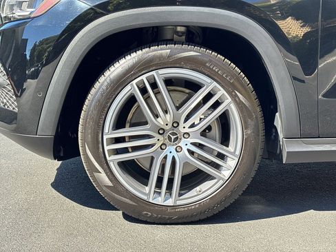 Used 2022 Mercedes-Benz GLS 450 4MATIC image 12