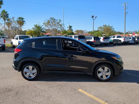 Used 2019 Honda HR-V EX image 5