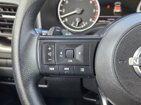 Certified 2024 Nissan Rogue SV image 21