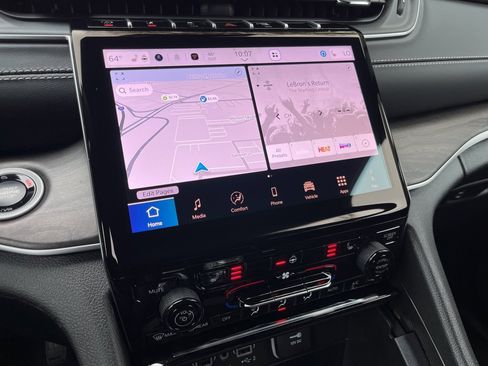 New 2025 Jeep Grand Cherokee L Limited image 32