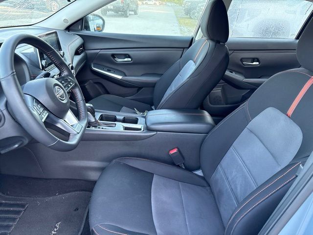 Certified 2024 Nissan Sentra SR FWD image 9