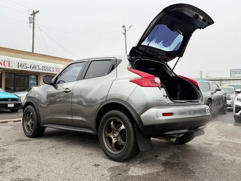 Used 2013 Nissan Juke S FWD image 9