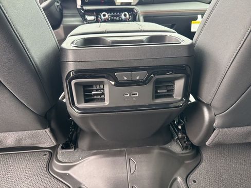 New 2026 GMC Sierra 2500 AT4 w/ AT4 Premium Plus Package image 24