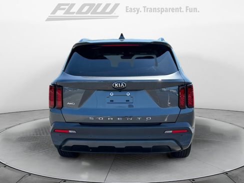 Used 2021 Kia Sorento S AWD/4WD image 8