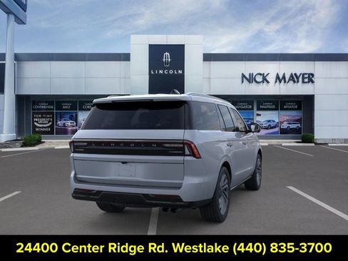 New 2025 Lincoln Navigator Reserve image 8