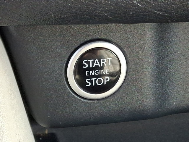 Used 2023 Nissan Rogue SL AWD/4WD image 25