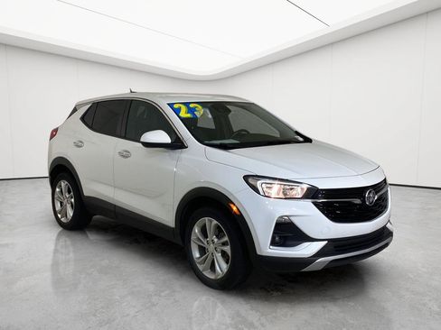 Used 2023 Buick Encore GX Preferred w/ Cold Weather Comfort Package FWD image 6