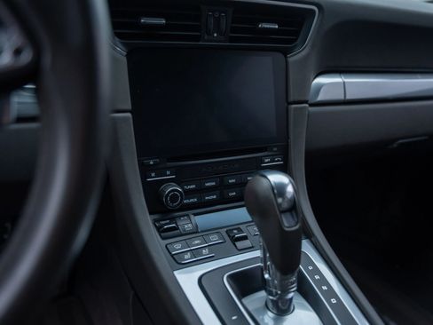 Used 2017 Porsche 911 4 Coupe image 17