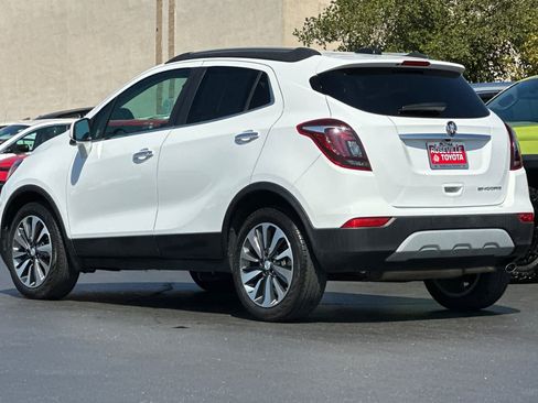 Used 2021 Buick Encore Preferred w/ Safety Package image 7