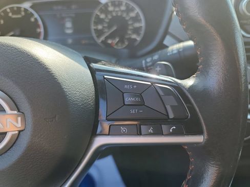 Used 2024 Nissan Altima 2.5 SR FWD image 28