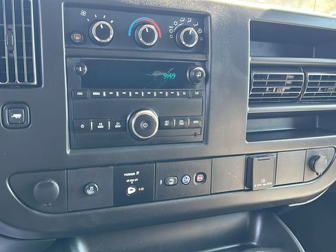 Used 2018 Chevrolet Express 3500 LT w/ LT Preferred Equipment Group image 22