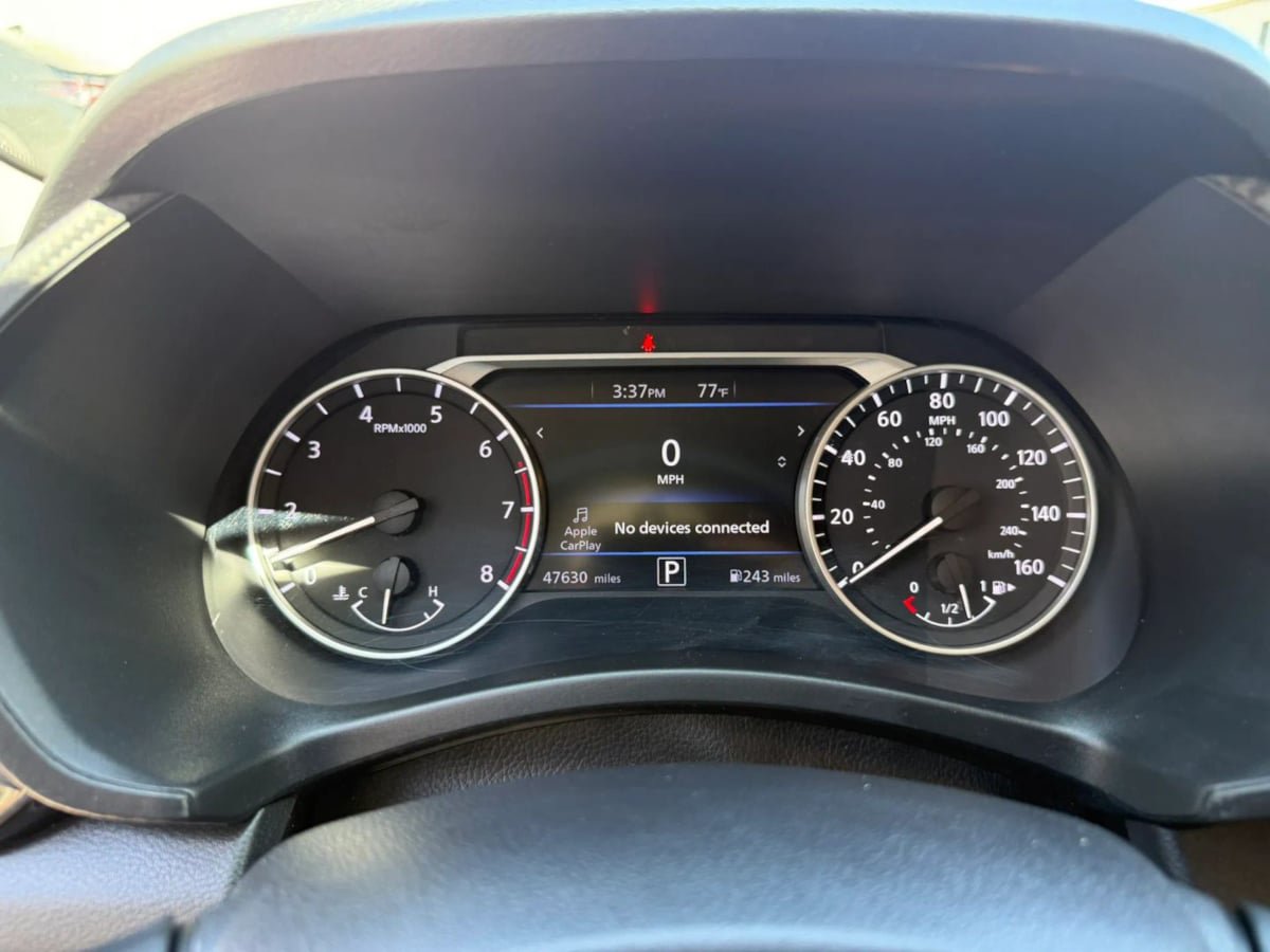 Used 2024 Nissan Sentra SV FWD image 24