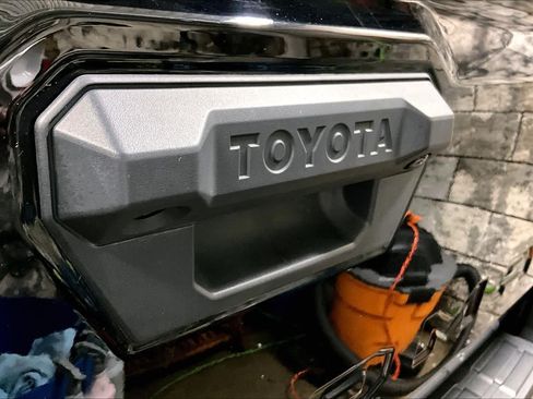 Used 2024 Toyota Tacoma TRD Sport w/ TRD Sport Premium Package AWD/4WD image 30