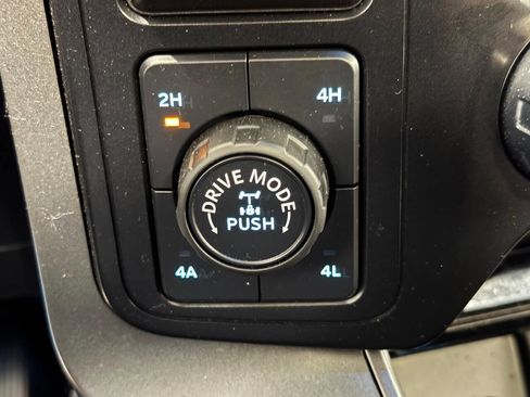 Used 2024 Ford F150 Lariat w/ Equipment Group 502A High AWD/4WD image 50