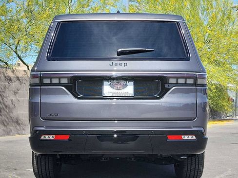 New 2026 Jeep Grand Wagoneer L 4WD w/ Premium Group I image 13