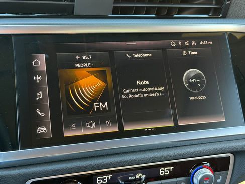 Used 2025 Audi Q3 2.0T Premium image 19