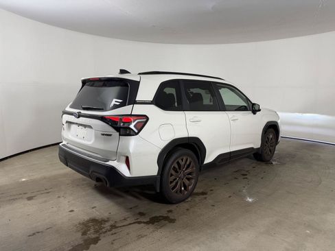 Used 2025 Subaru Forester Sport AWD/4WD image 7
