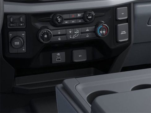 New 2026 Ford F550 4x4 Supercab Super Duty image 15