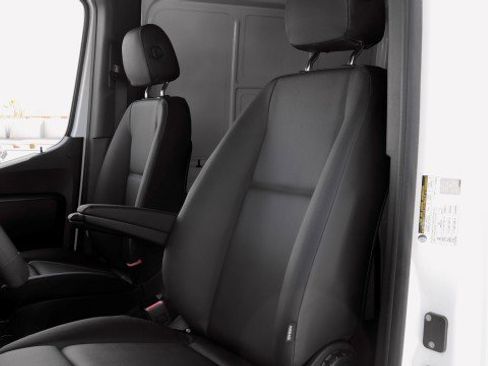 New 2025 Mercedes-Benz Sprinter 2500 image 15