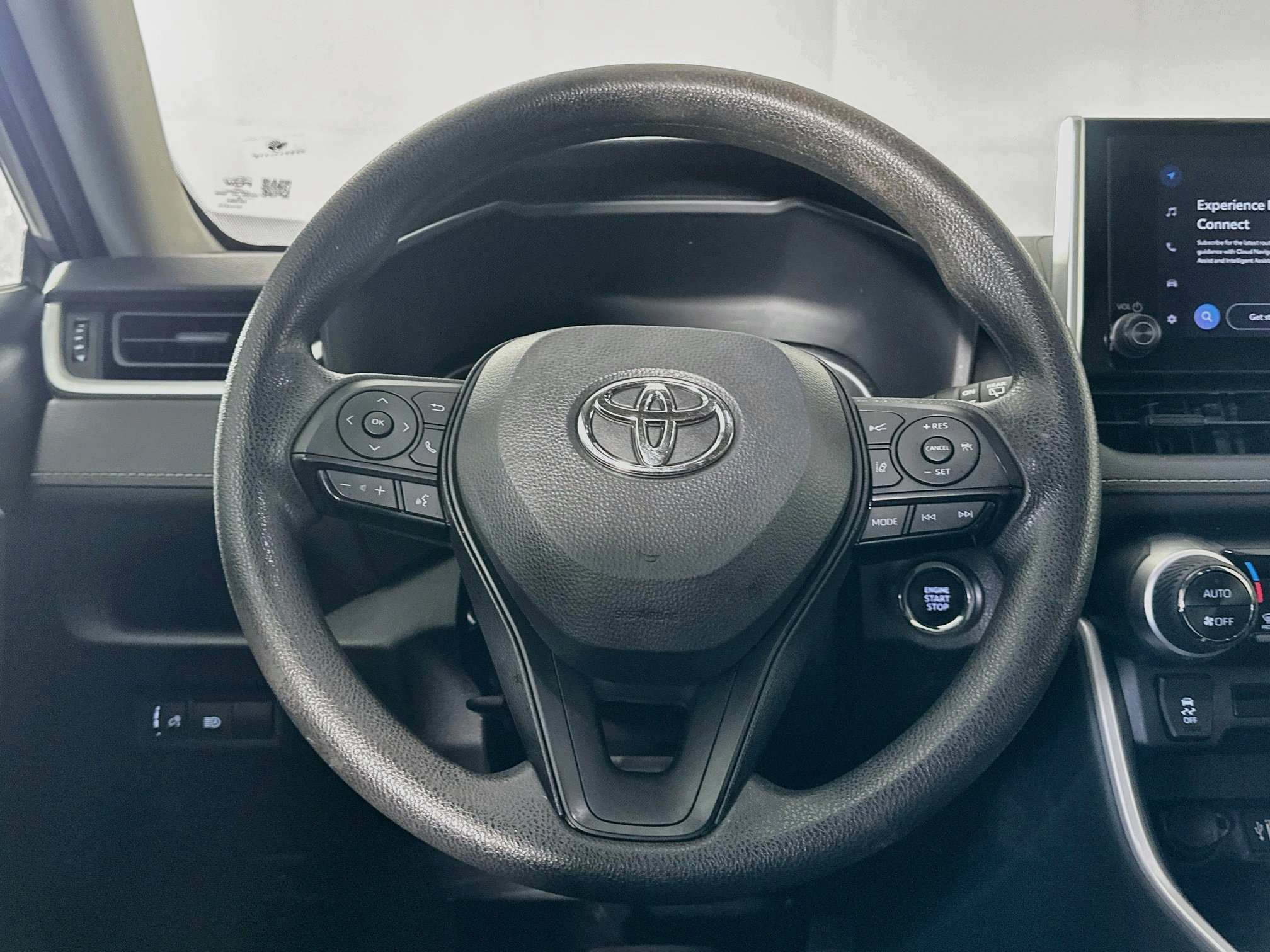Used 2023 Toyota RAV4 XLE AWD/4WD image 18