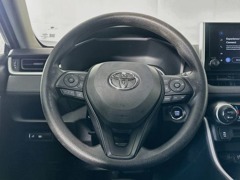 Used 2023 Toyota RAV4 XLE AWD/4WD image 18
