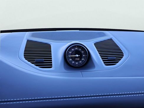 New 2026 Porsche Cayenne Turbo GT image 24