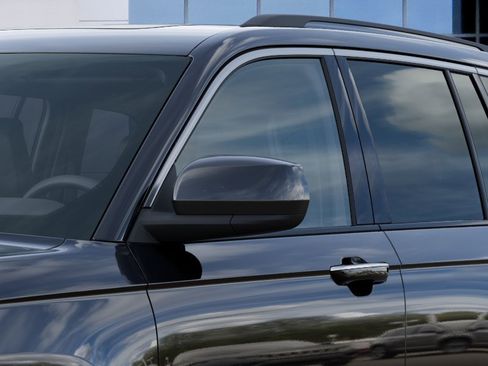 New 2026 Jeep Grand Cherokee Limited Reserve AWD/4WD image 12