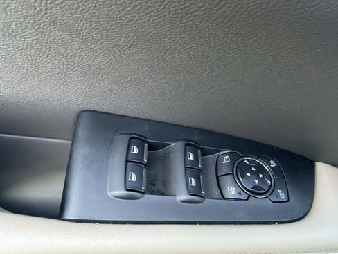 Certified 2023 Lincoln Nautilus AWD w/ Premium Package image 12