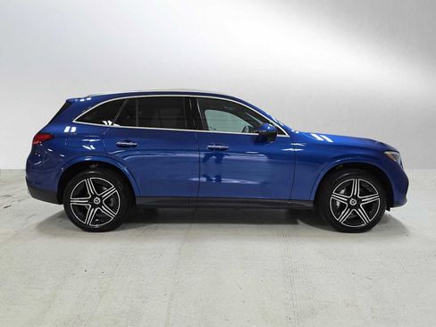 Certified 2023 Mercedes-Benz GLC 300 4MATIC image 2