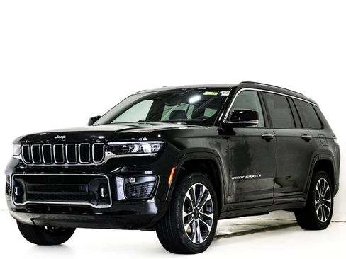 Used 2022 Jeep Grand Cherokee L Overland AWD/4WD image 3