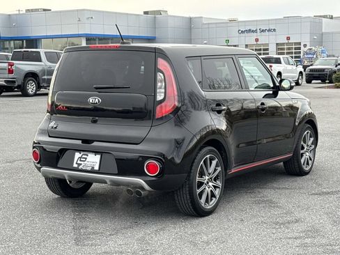 Used 2017 Kia Soul ! FWD image 25