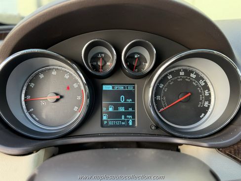 Used 2013 Buick Regal Premium image 14