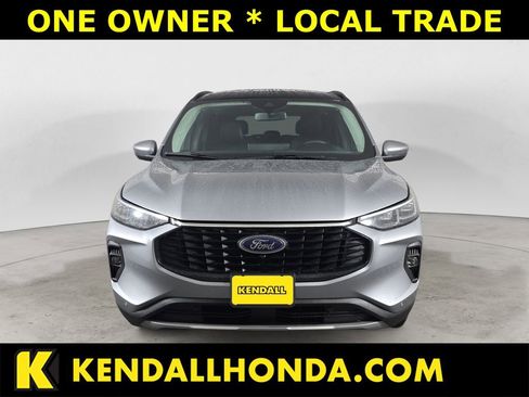 Used 2024 Ford Escape SE w/ PHEV Premium Package image 8