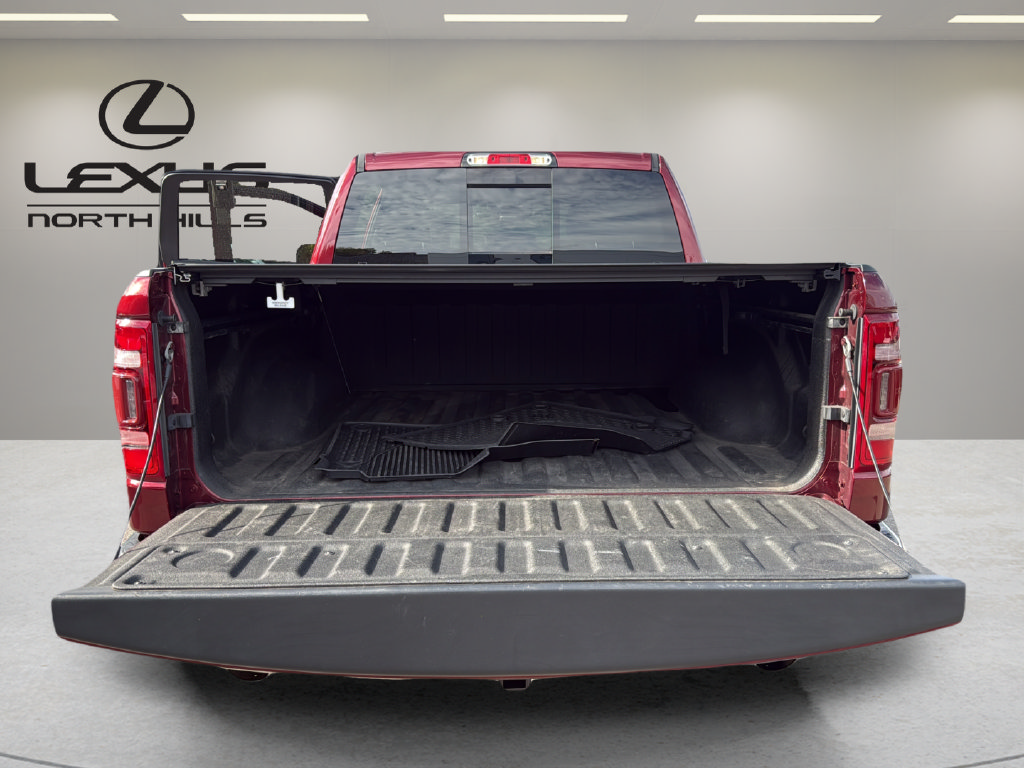 Used 2023 RAM 1500 Laramie AWD/4WD image 19