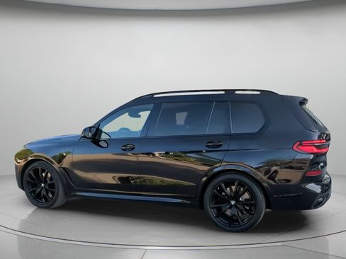 Used 2025 BMW X7 M60i AWD/4WD image 18