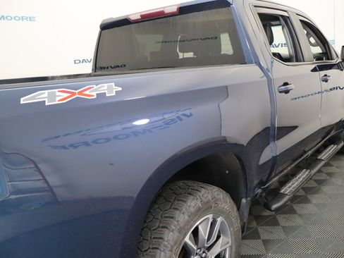 Used 2020 Chevrolet Silverado 1500 RST w/ RST Value Package AWD/4WD image 7