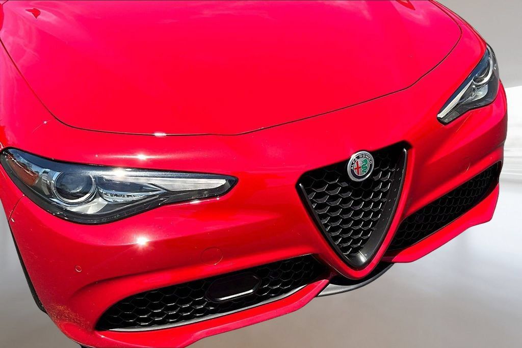 Used 2022 Alfa Romeo Giulia Sprint AWD/4WD image 30